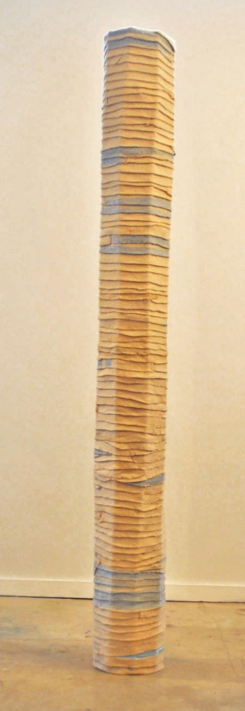Ivory Blanket Light Column